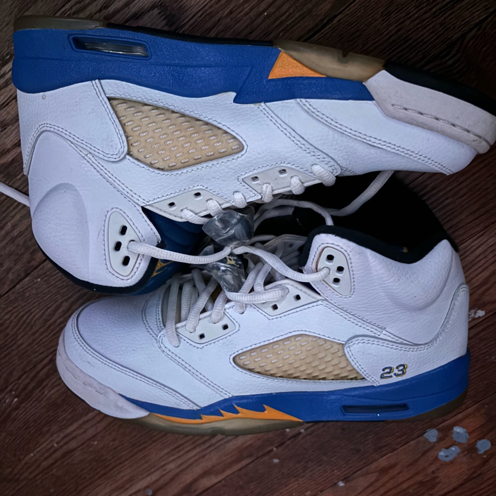 Jordan 4s